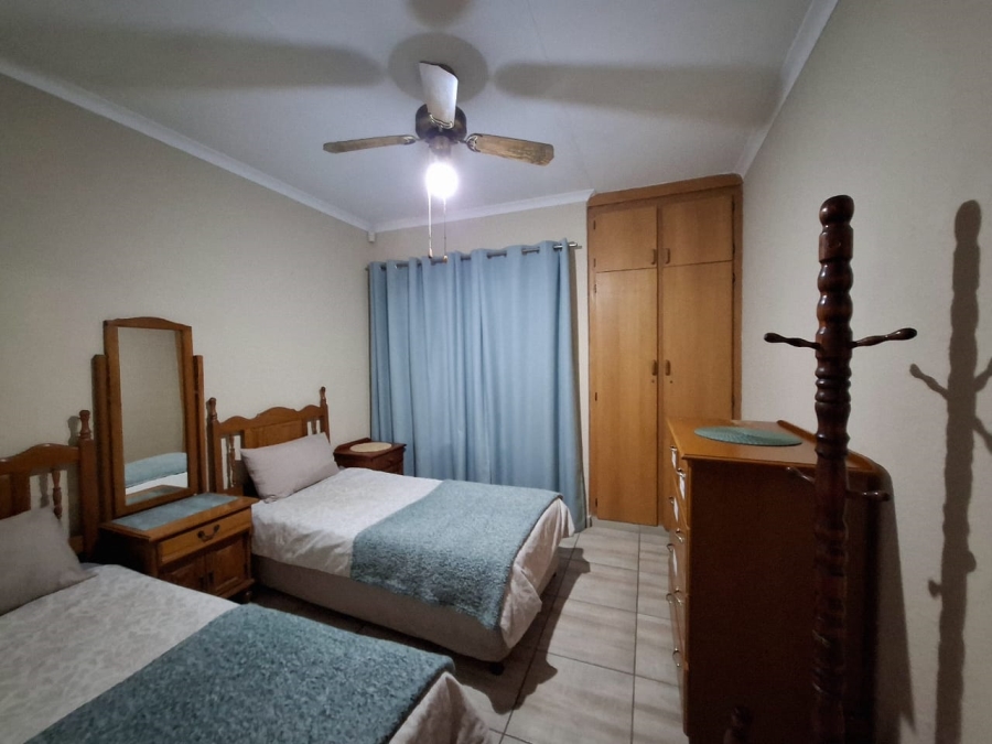 4 Bedroom Property for Sale in Geelhoutpark North West